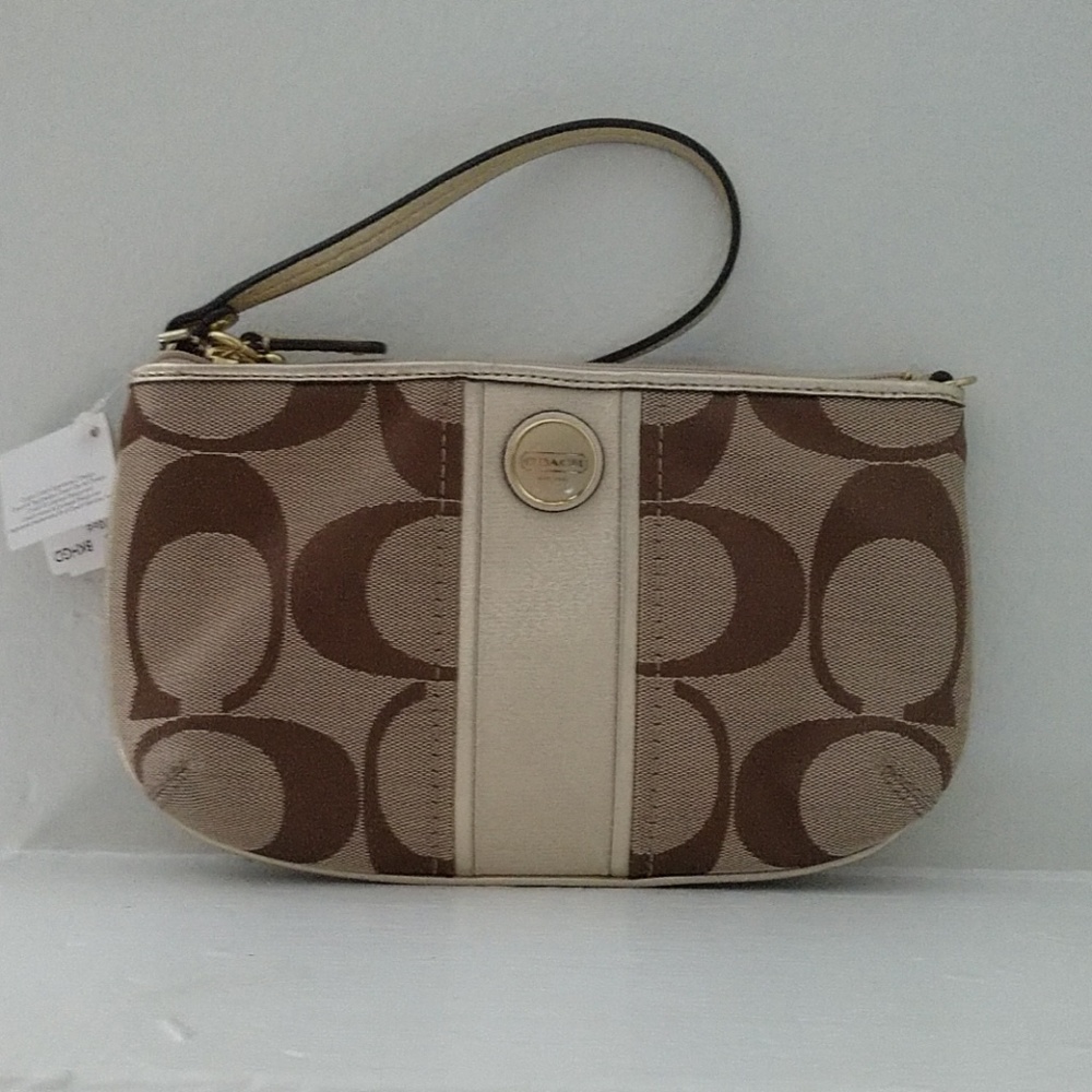 Final Sale NWT Large Coach Wristlet